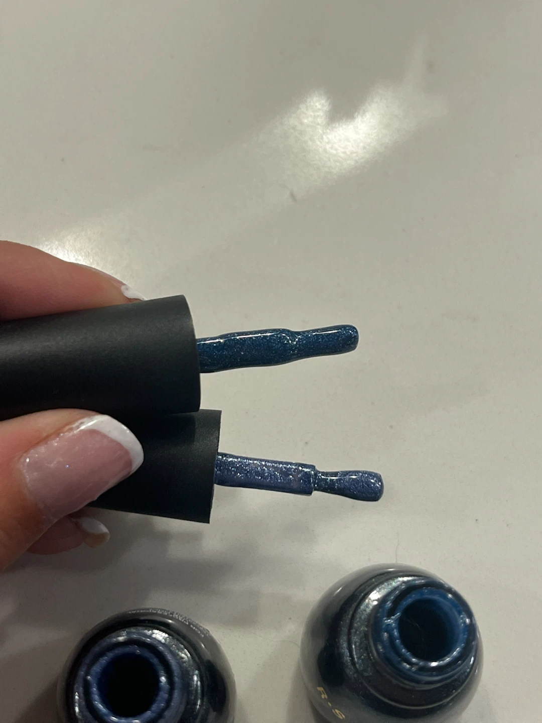 Two R.S. Nail Soak Off UV Gel Polish Bottles - photo 2