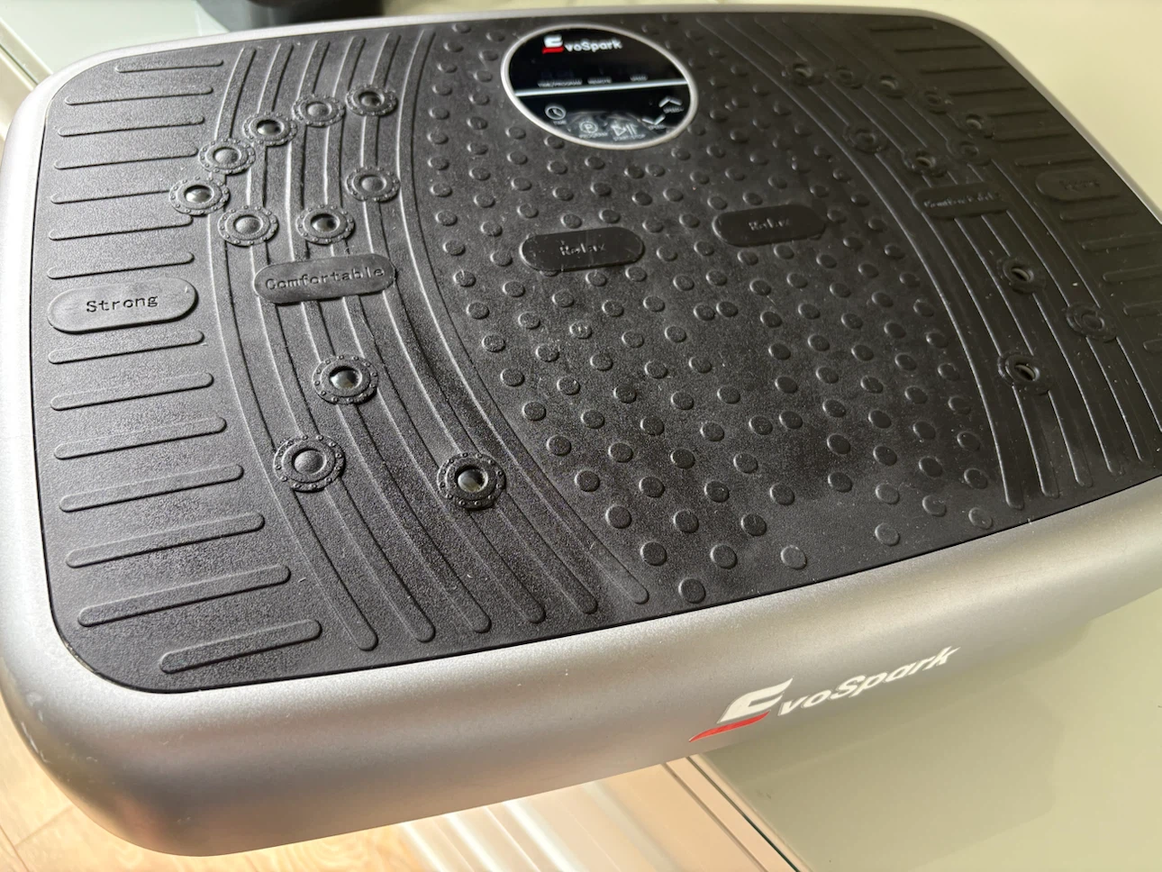 EvoSpark Vibration Plate - photo 2