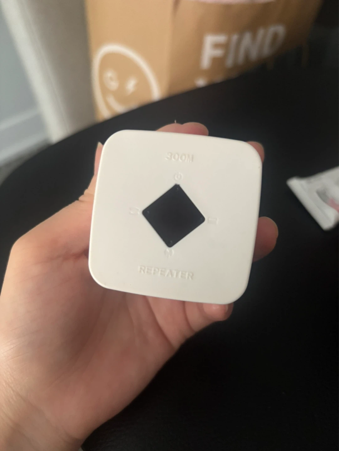 Mini Wireless-N Wi-Fi Range Extender / Repeater (300Mbps)
