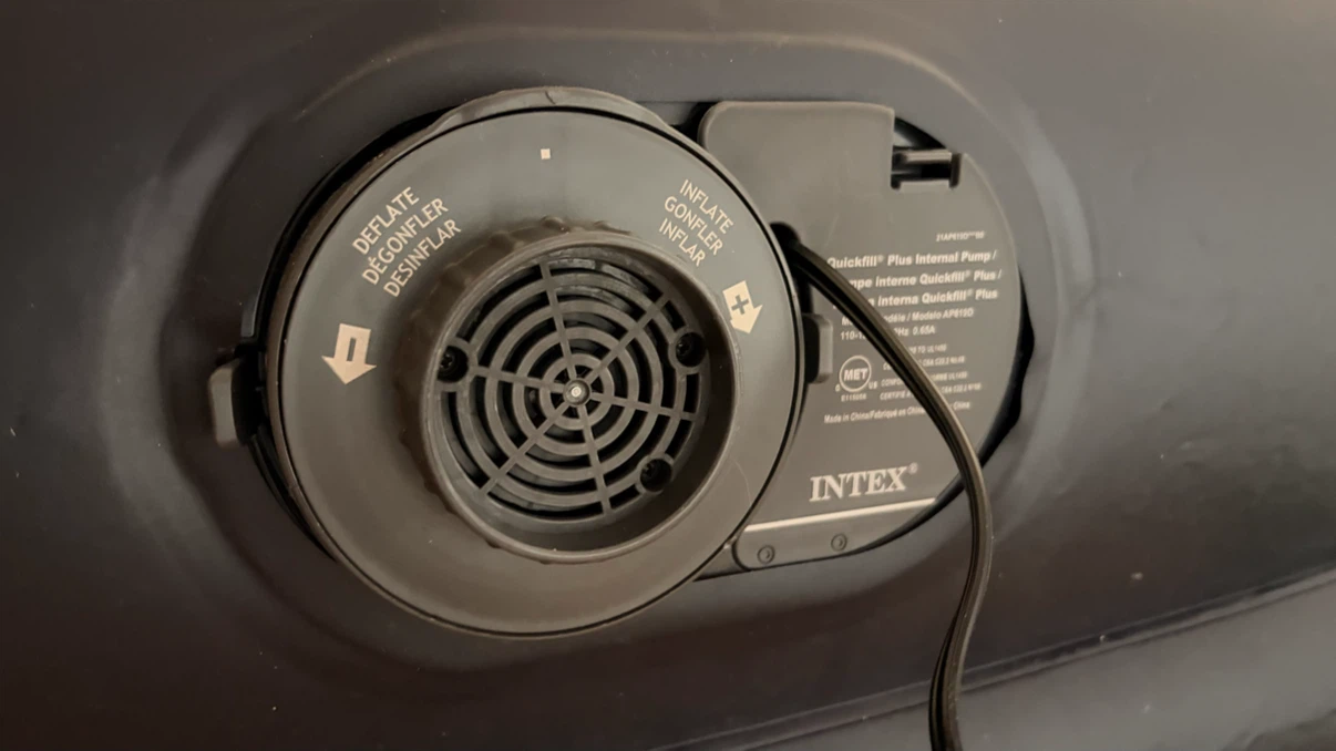 Intex Queen Air Mattress with Built-in Pump - photo 2