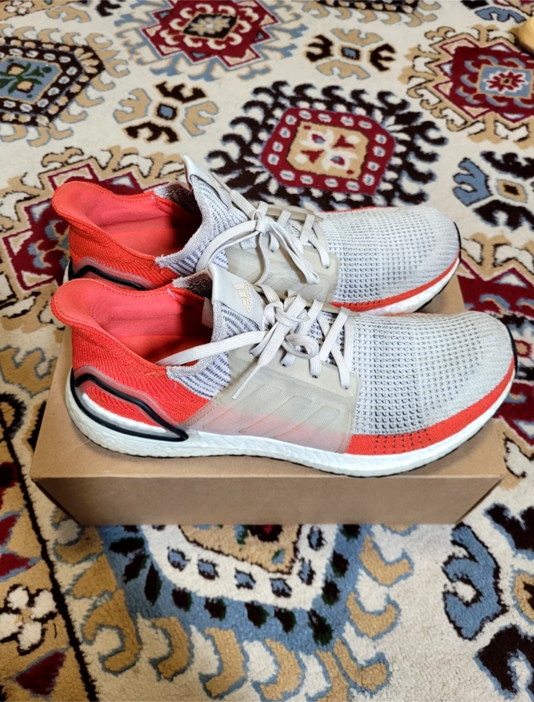 Adidas Ultraboost 19