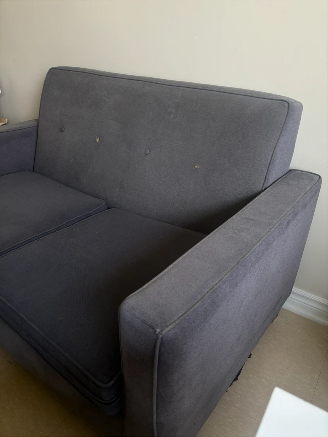 Gray couch - photo 4