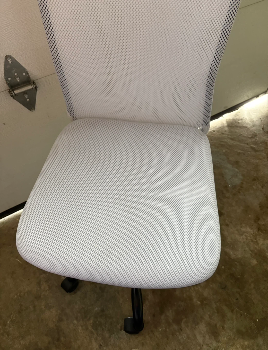 White Mesh Ergonomic Office Chair
