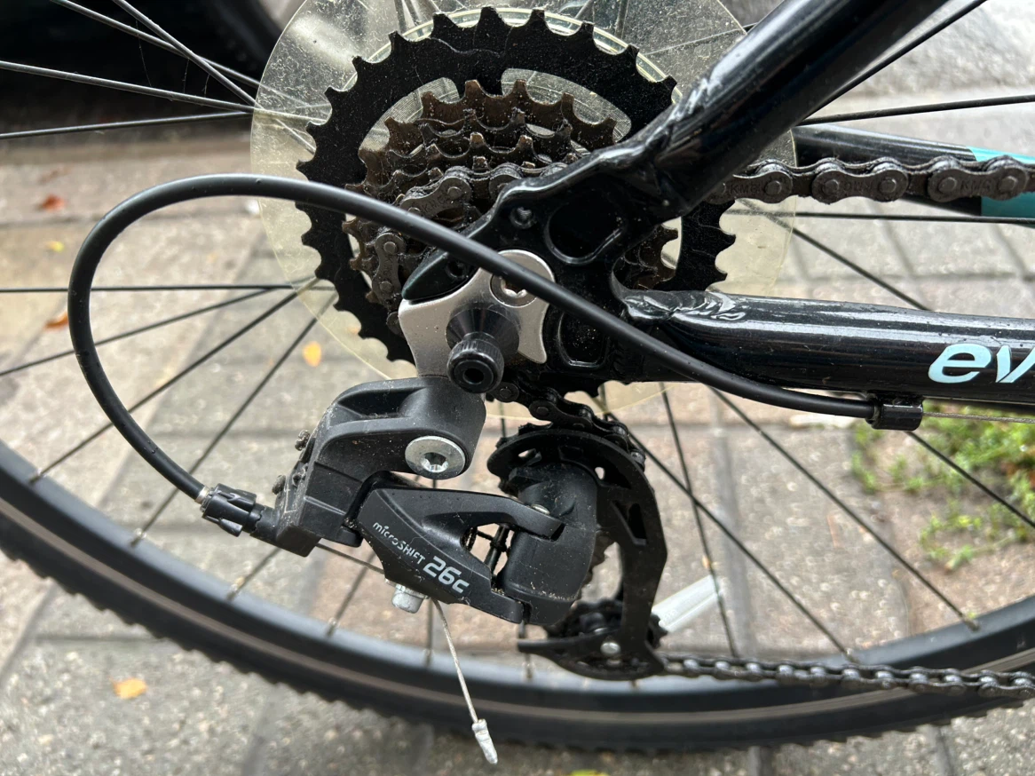 EVO Grand Rapid 3 Hybrid Bike - photo 3
