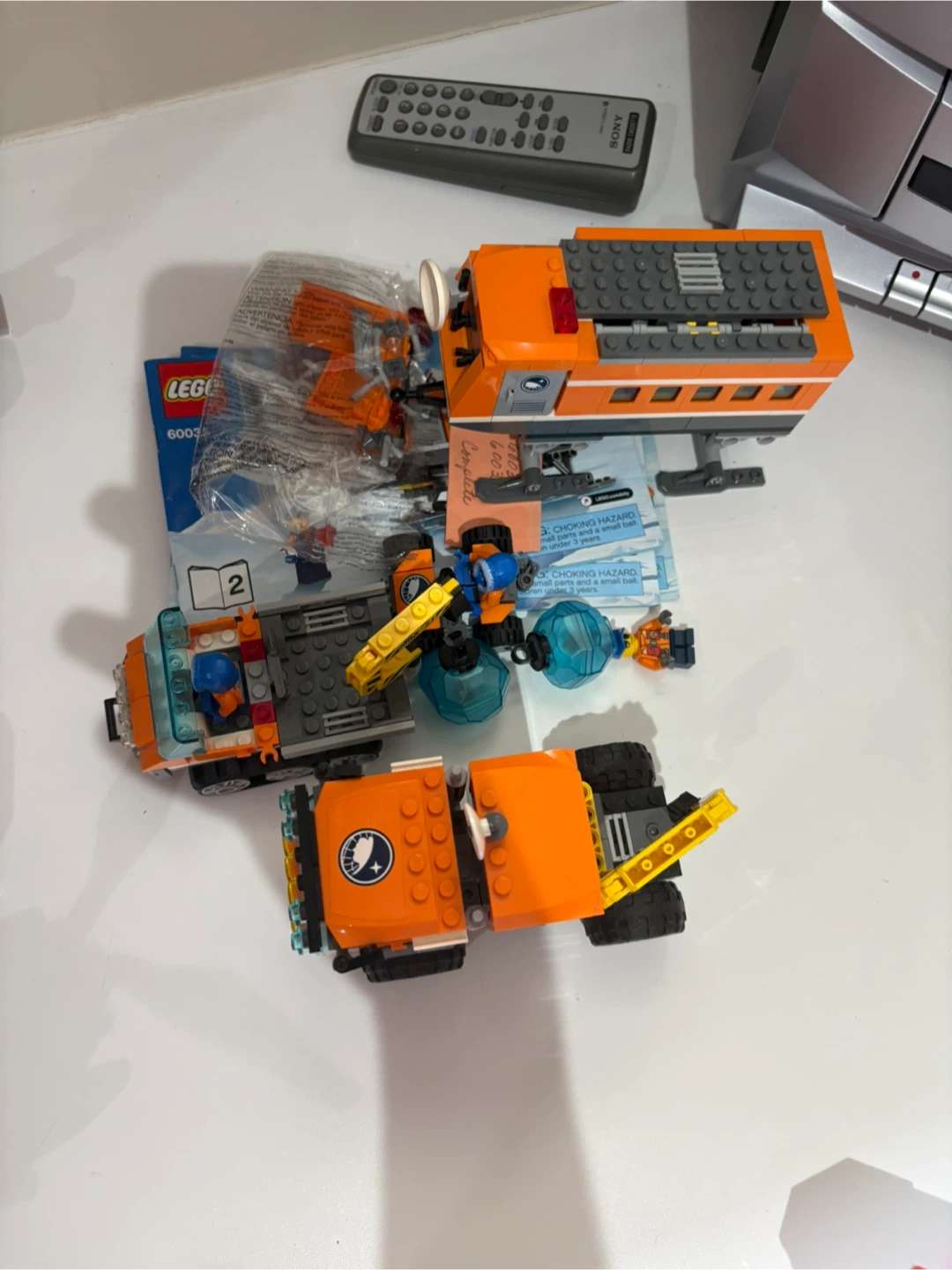 LEGO Creator 3-in-1 Townhouse Building plus other builds - photo 2