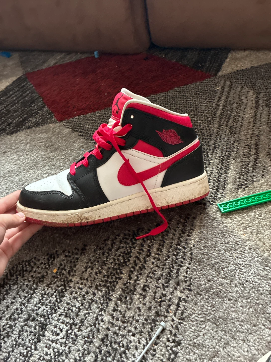 Nike Dunk High Black/Red/White – Size 5.5Y - photo 2