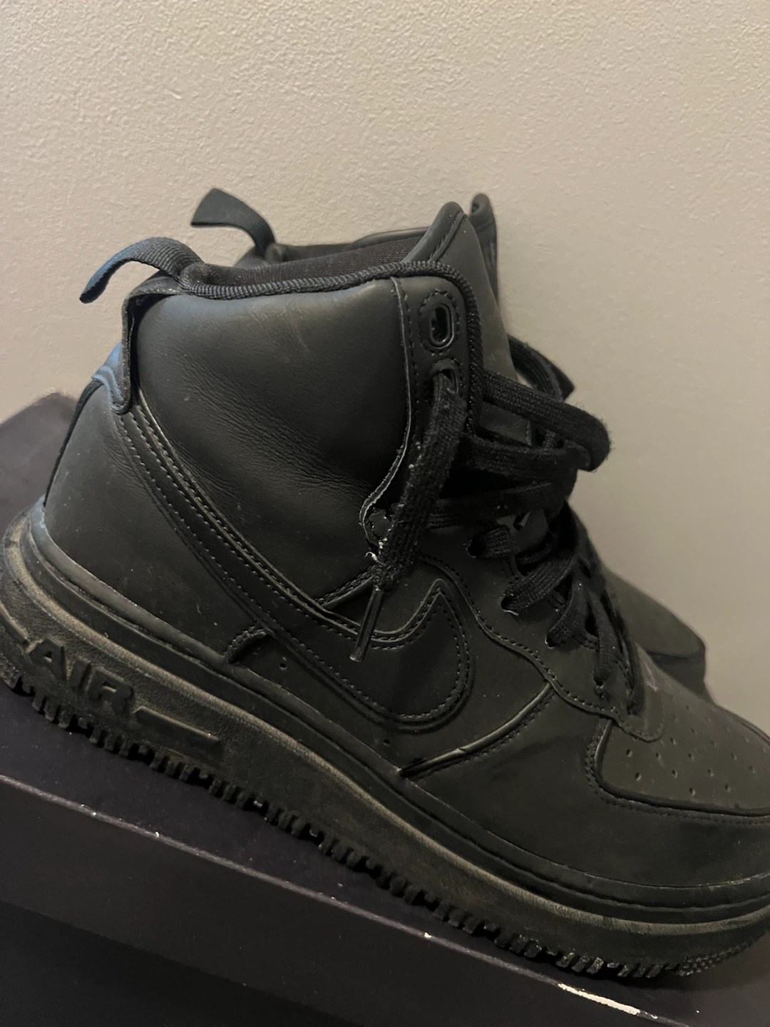 Nike Air Force 1 Boots 8.5