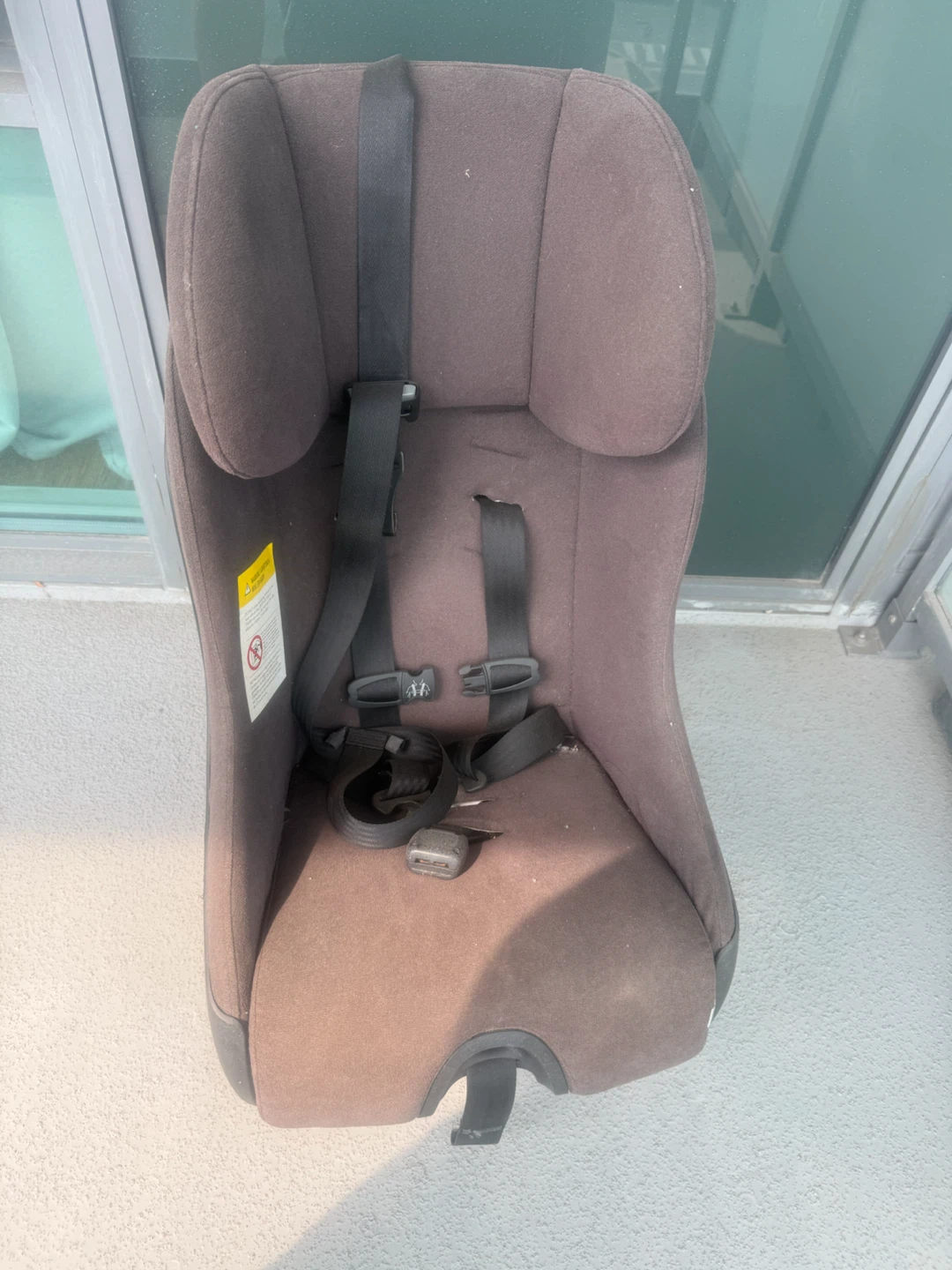 Clek Foonf Black Child Car Seat $200 - photo 2