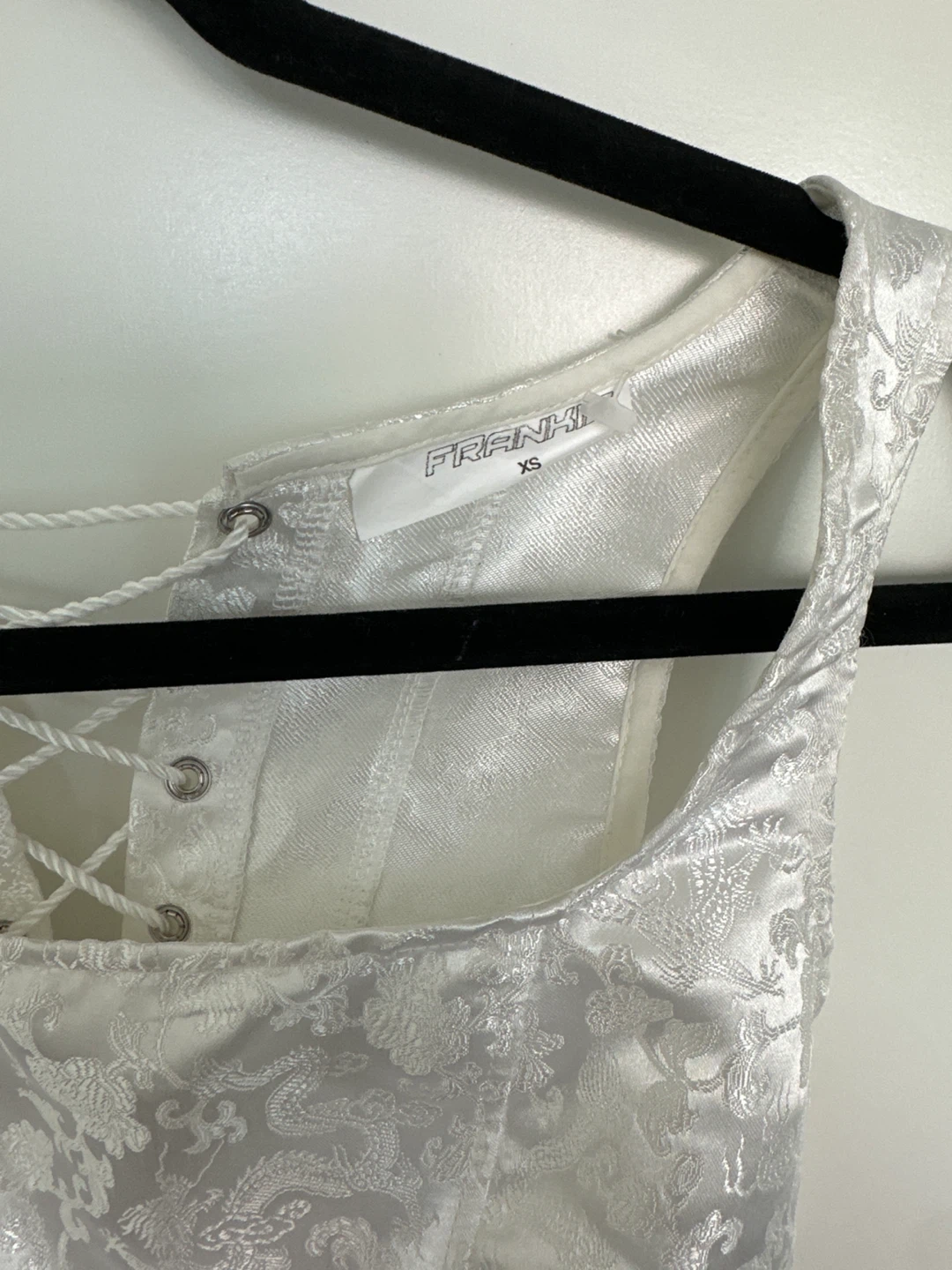 Franki White Brocade Lace-Up Crop Top fits XXS - photo 3