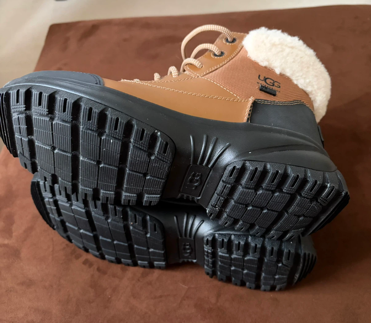 Women’s UGG Yose Fluff V2 Boots - photo 3
