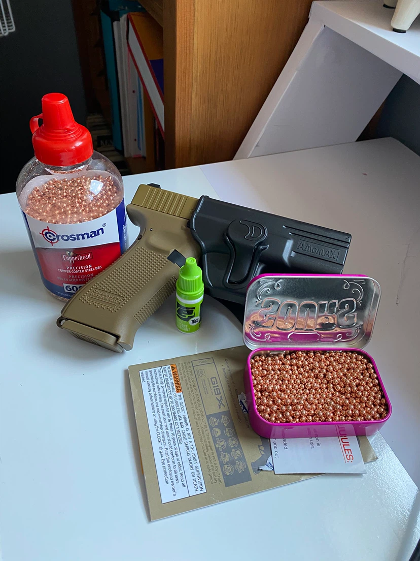 Glock 19x with Blowback + Extras