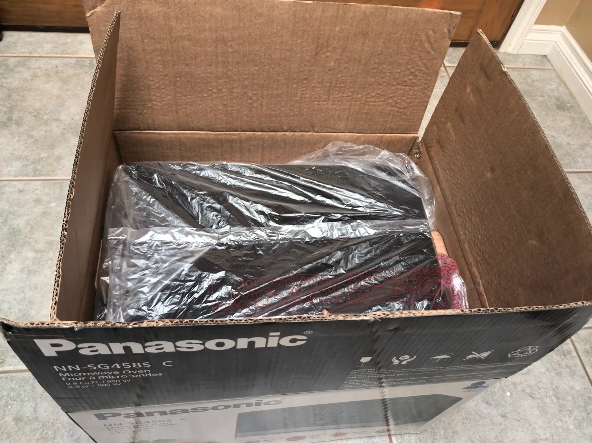 Brand New Panasonic NN-SG458S Microwave – Never Used - photo 3