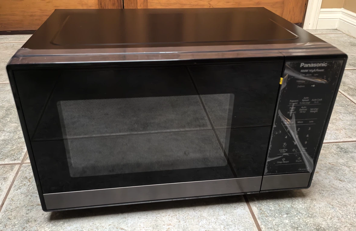 Brand New Panasonic NN-SG458S Microwave – Never Used - photo 4