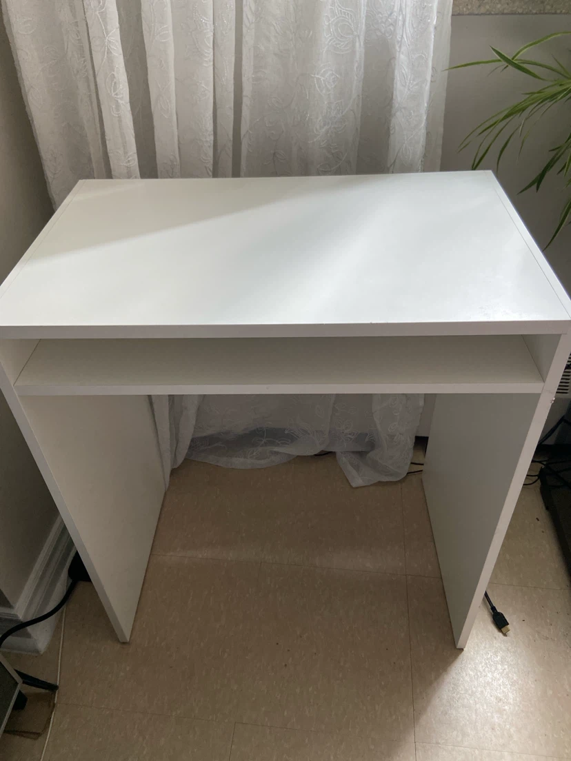 White Small Desk with Shelf with chair - photo 2