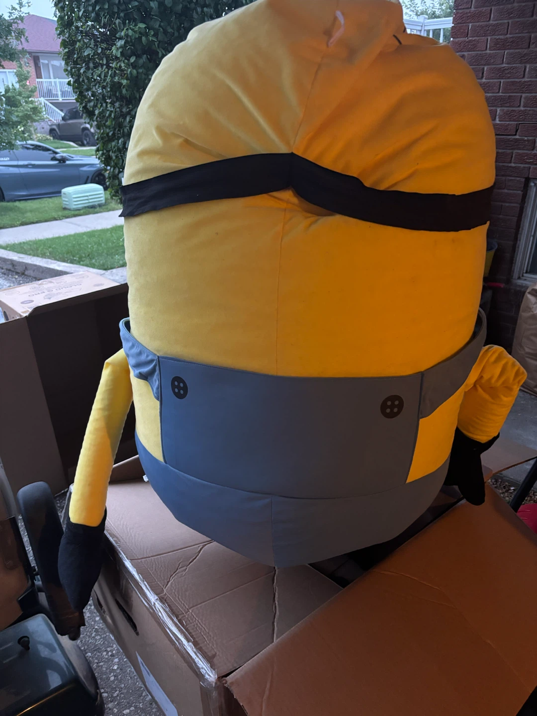 Large Minion Plush Toy - photo 2