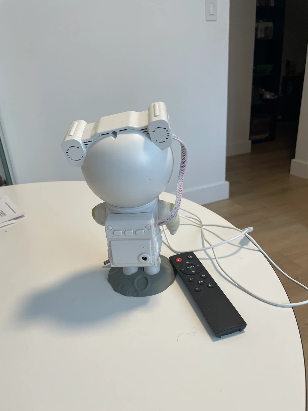 Astronaut Star Projector Lamp with Remote - photo 2