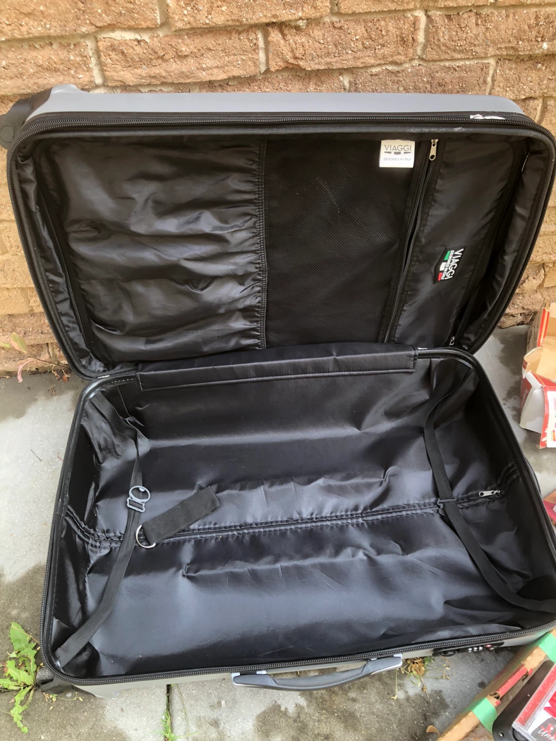 VIAGGI Silver Hardside Spinner Suitcase - photo 5
