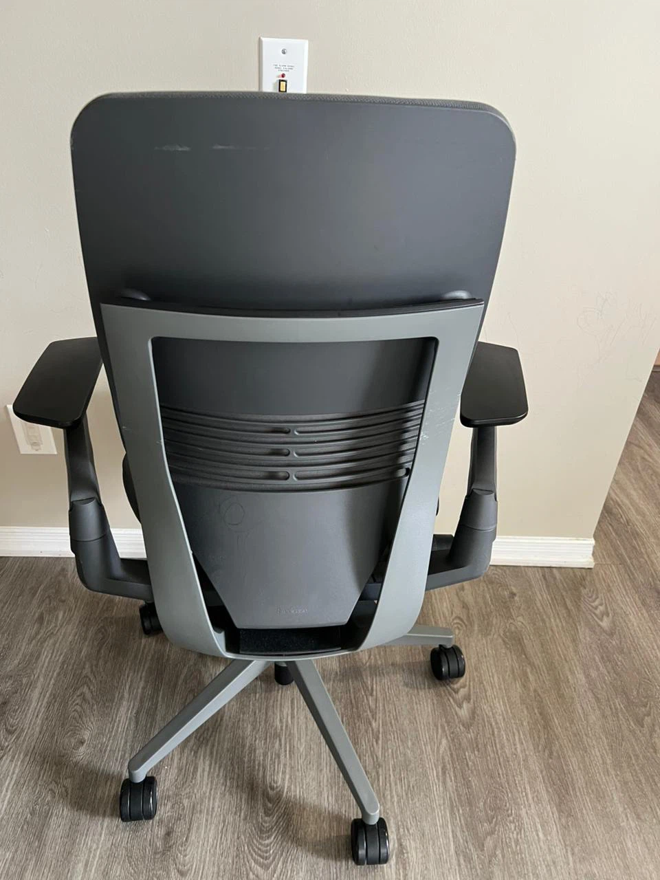 Steelcase Gesture Office Chair - Grey - photo 2