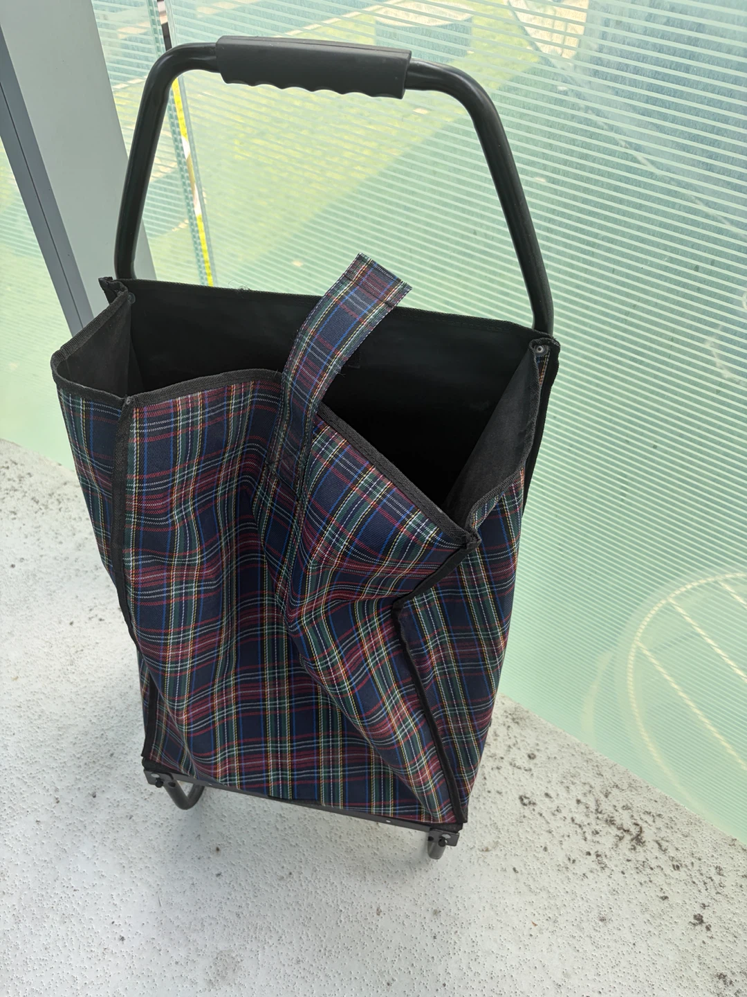 Tartan Shopping Trolley - photo 3