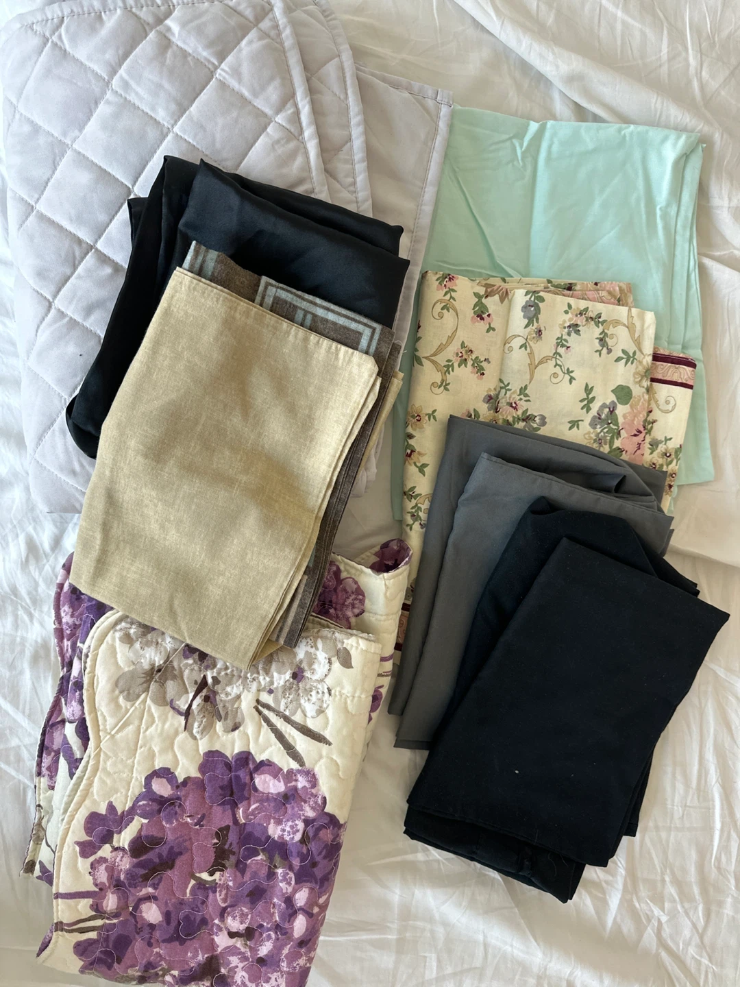 Assorted pillow cases Bundle or $5 each set