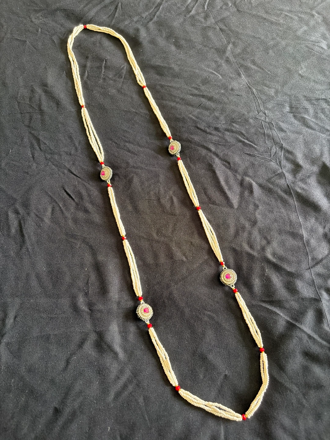 Beautiful pearl and ruby necklace/mala - photo 2
