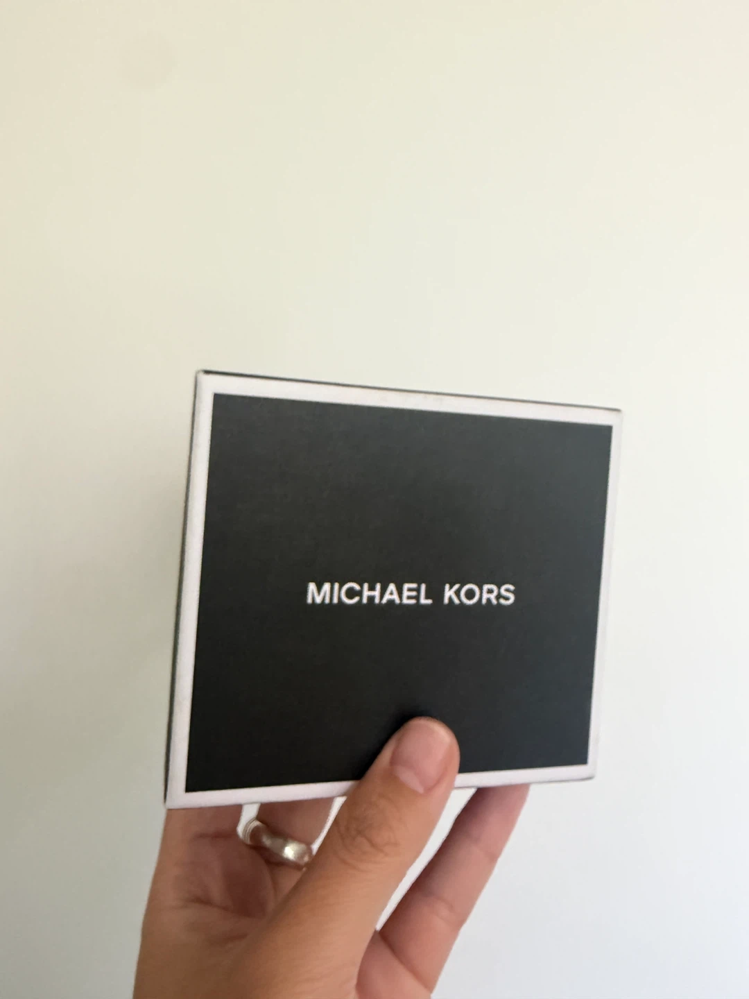 Michael Kors Red Leather Coin Case with Box - photo 4