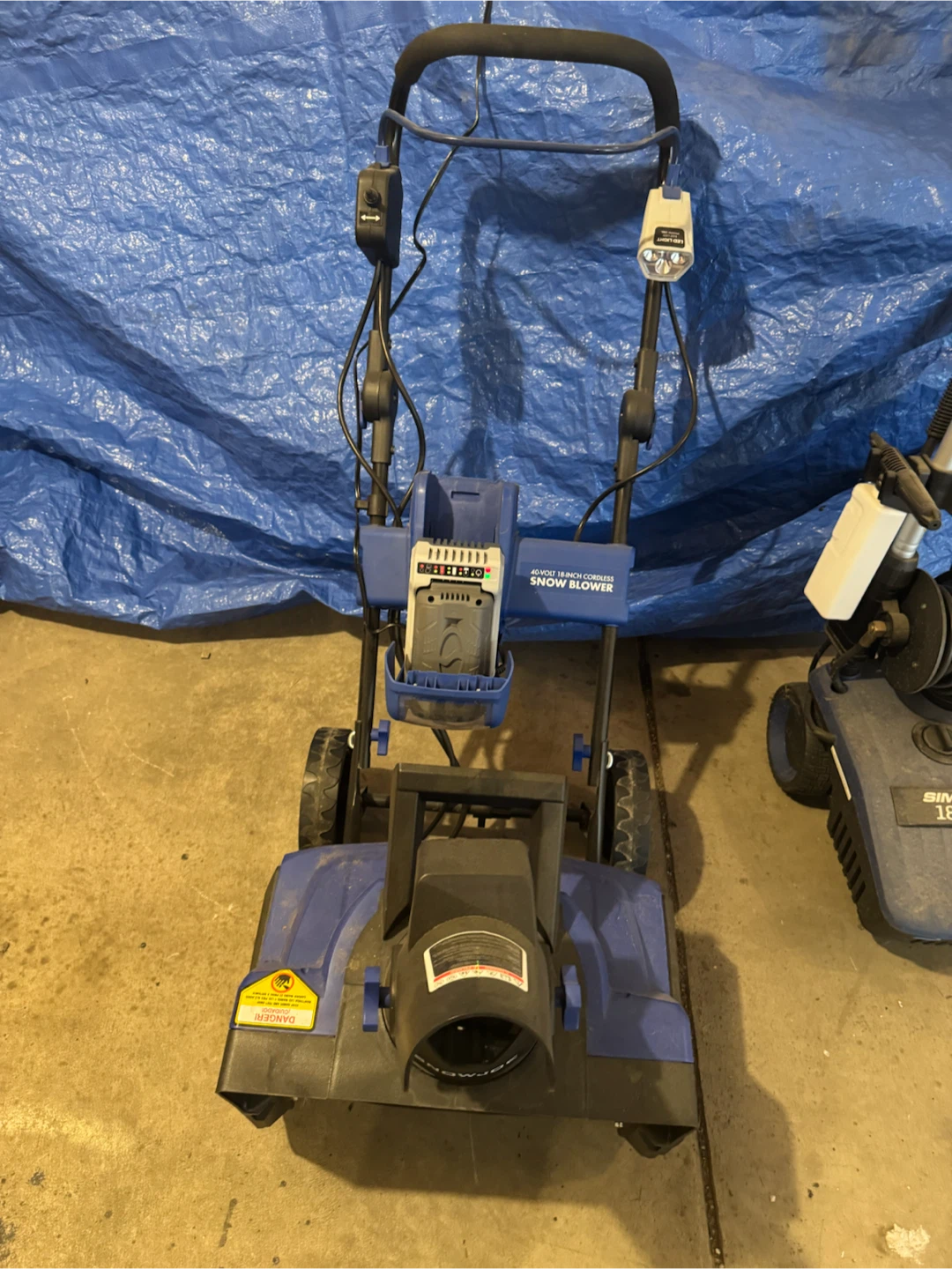 Cordless Snowblower , 40 volt. Comes with Battery and Charger.