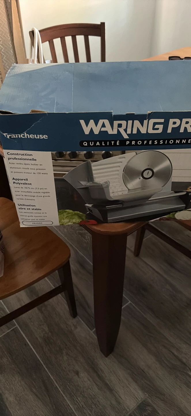 Meat slicer