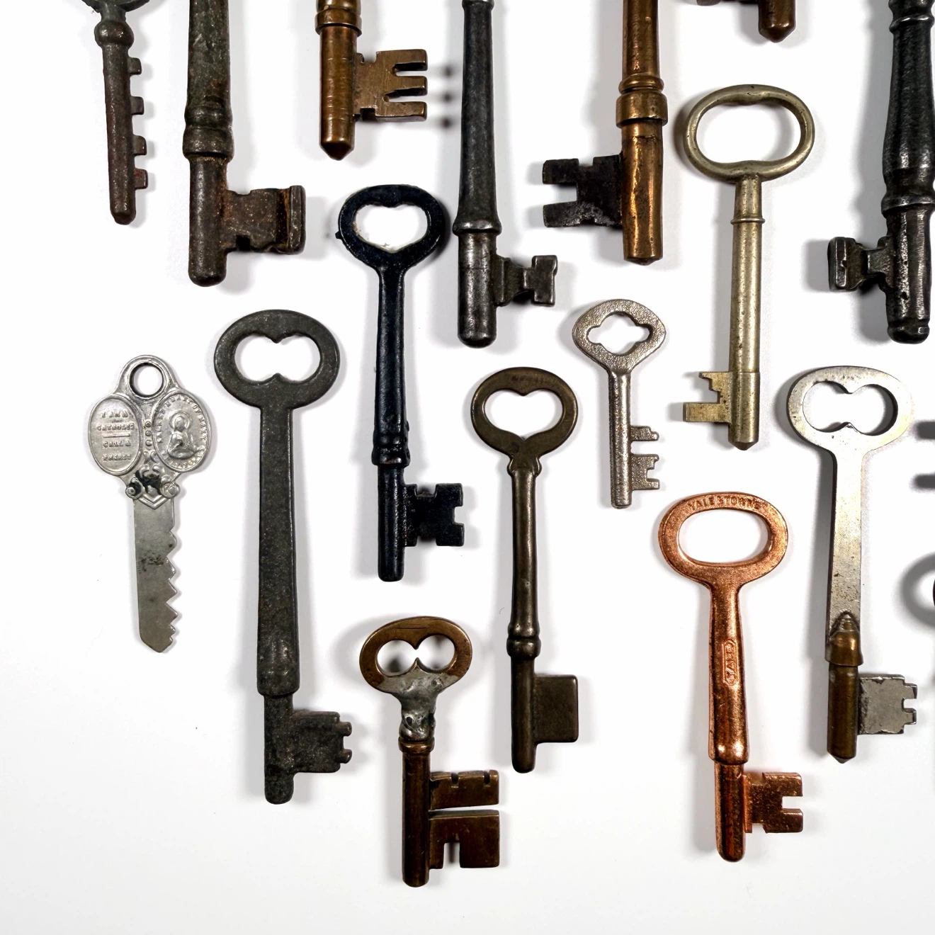 25x Vintage Skeleton Keys - photo 5