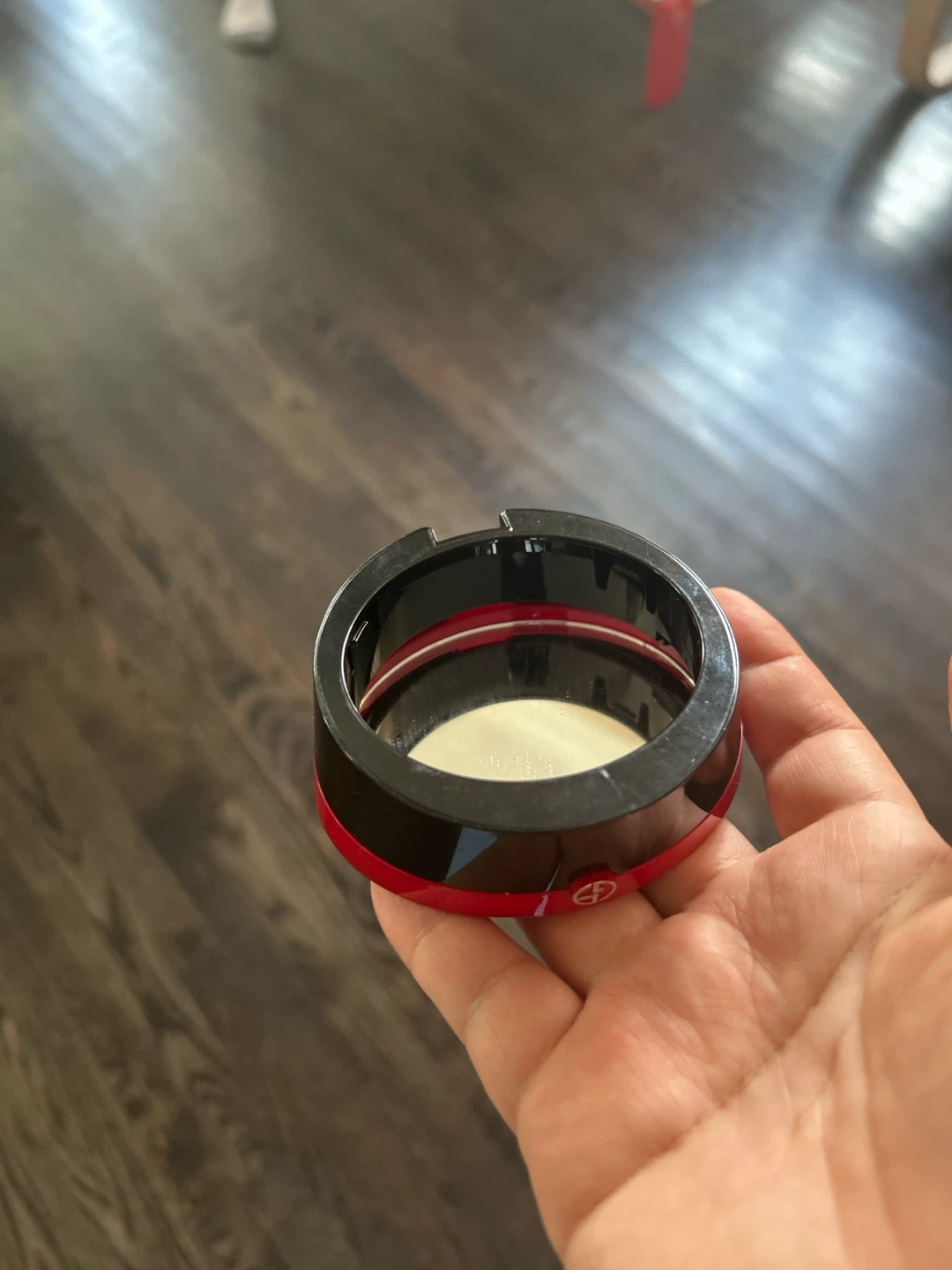 Giorgio Armani Armani-To-Go Red Cushion Foundation Case - photo 5