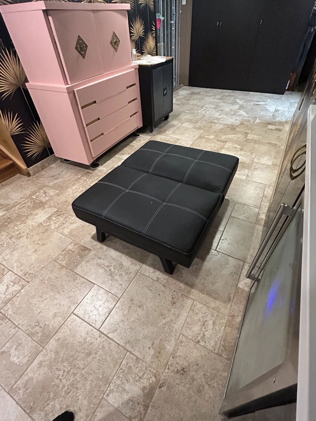 Adjustable Loveseat to Ottoman - photo 3