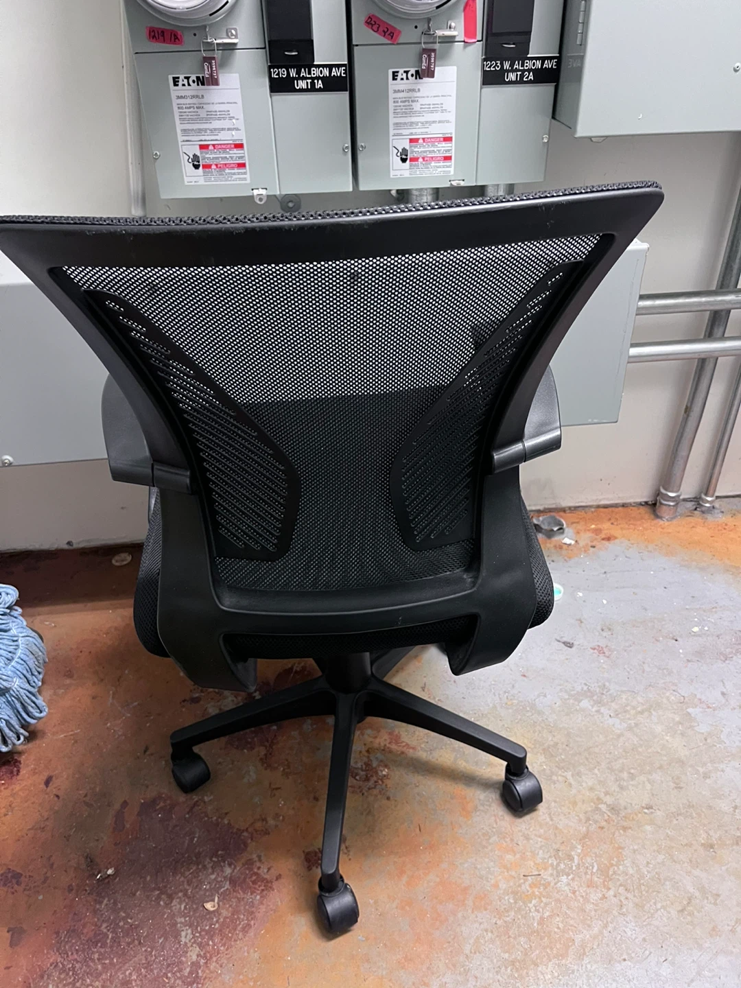 Black Mesh Office Chair - photo 5