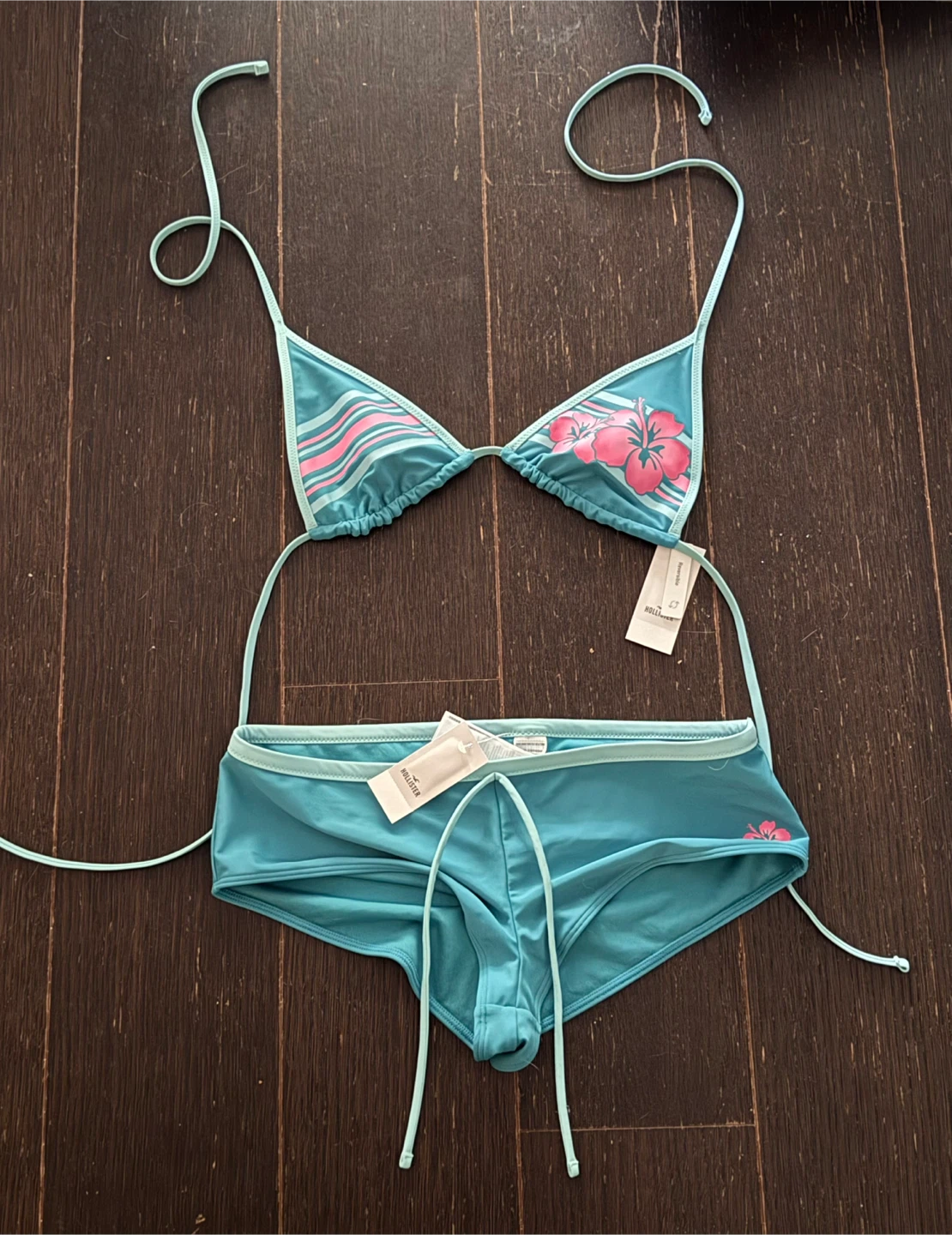 New Hollister Floral Graphic Swim Set With Tags