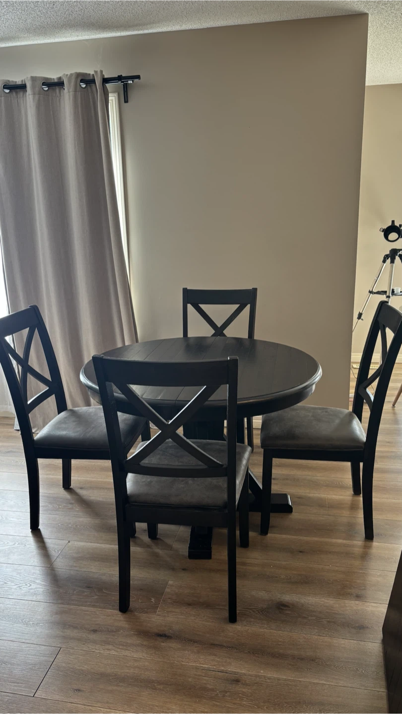 Black Round Dining Table and 4 Chairs