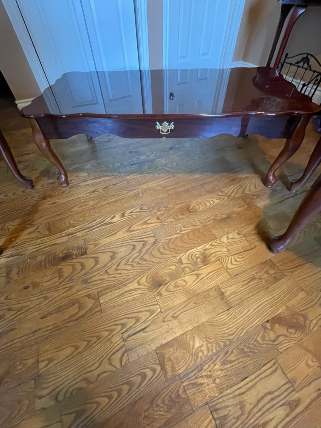 3-Piece Mahogany Coffee and End Table Set - photo 4