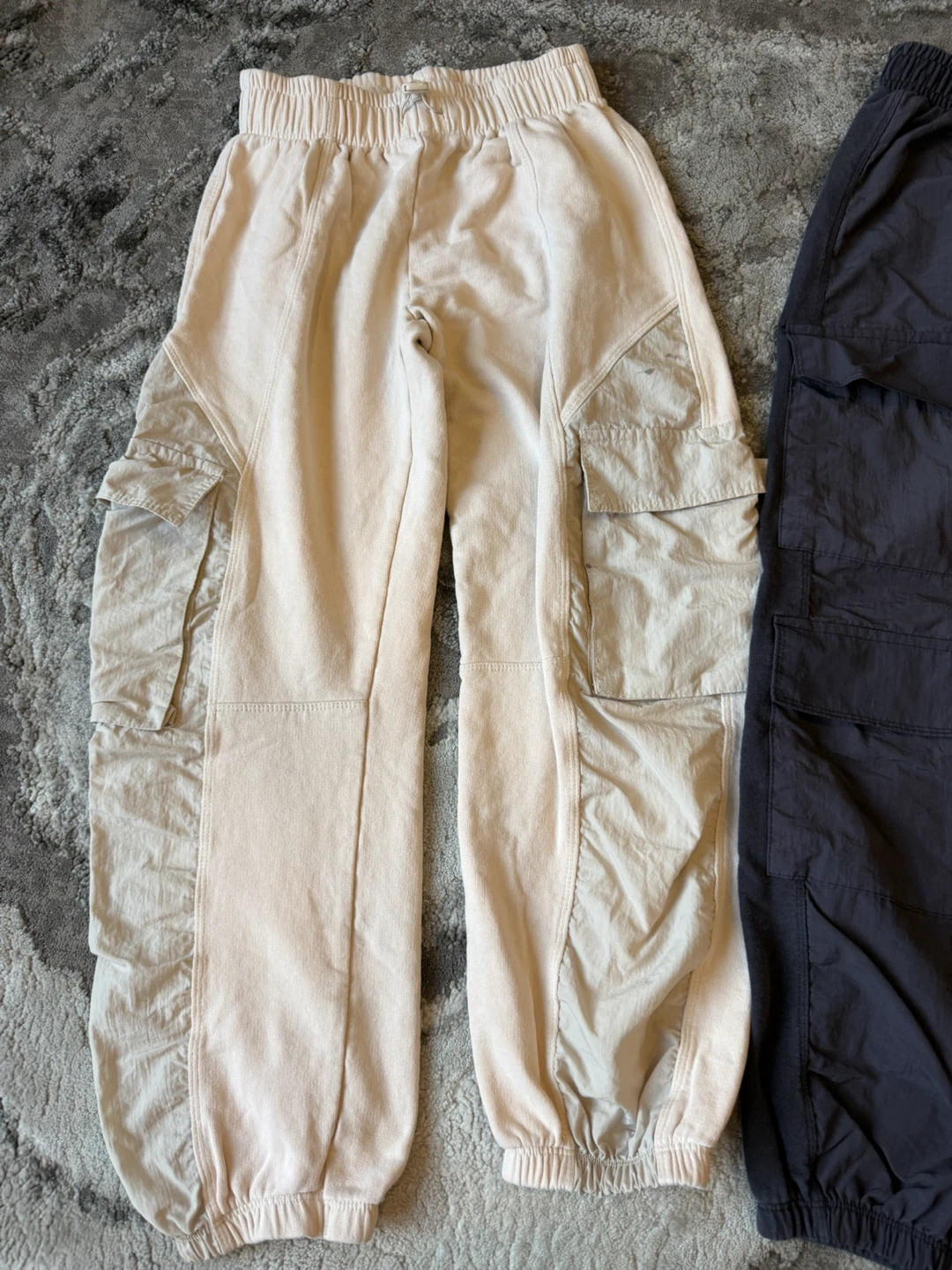 Zara size 9 girls light weight cargo pants - photo 3
