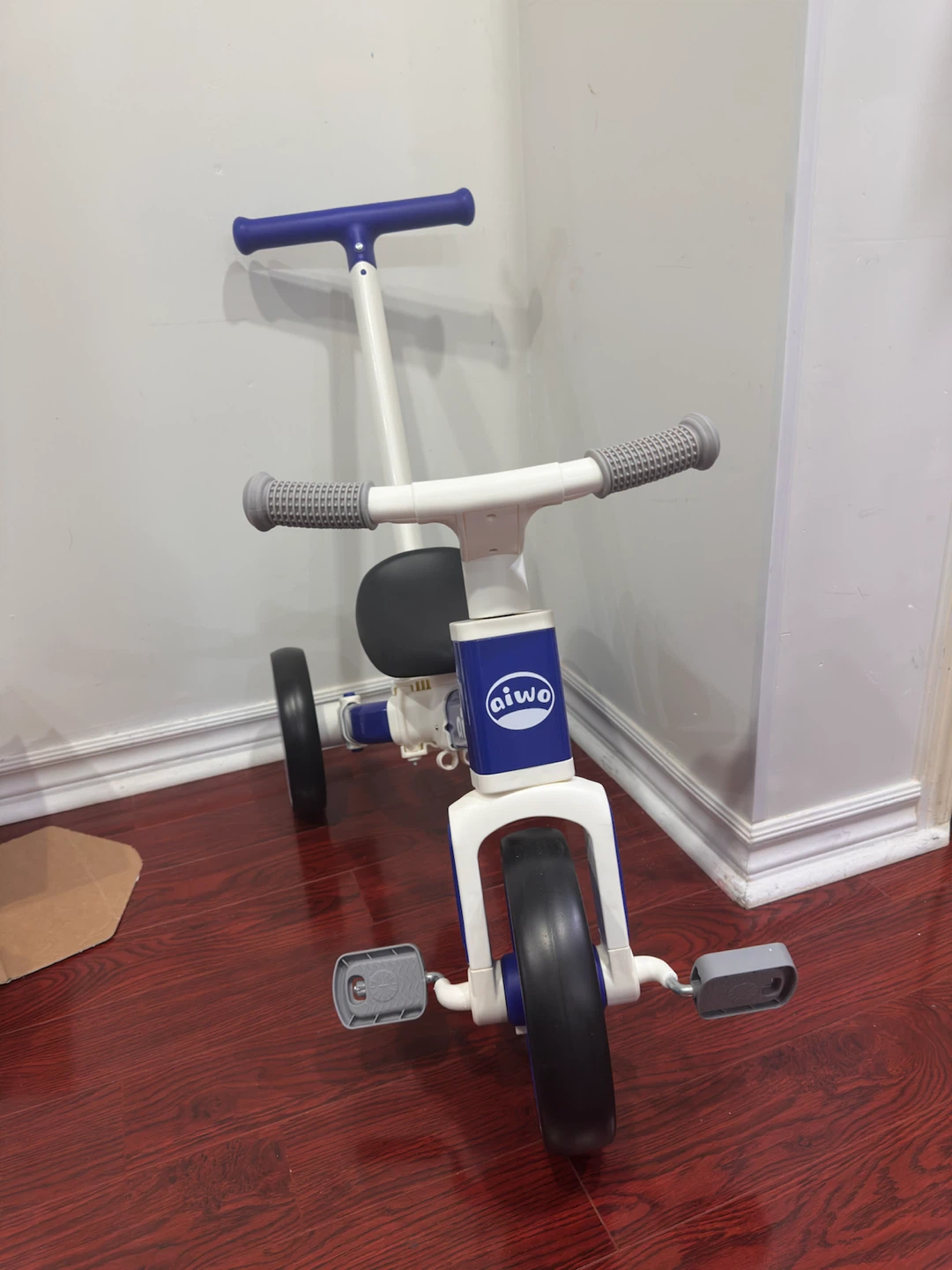 aiwo Toddler Tricycle - photo 3