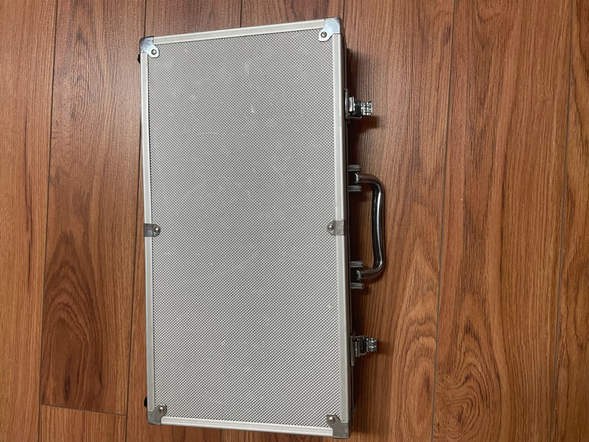 Poker Chip Set in Aluminum Case - photo 3