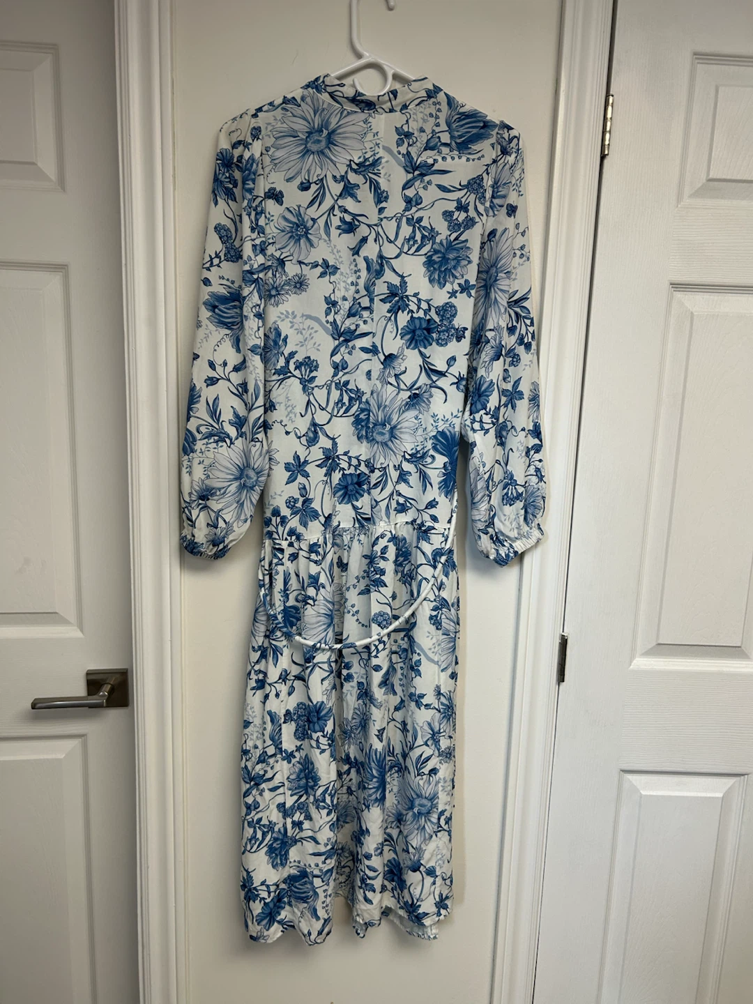 H&M Blue Floral Long Sleeve Midi Dress - photo 4