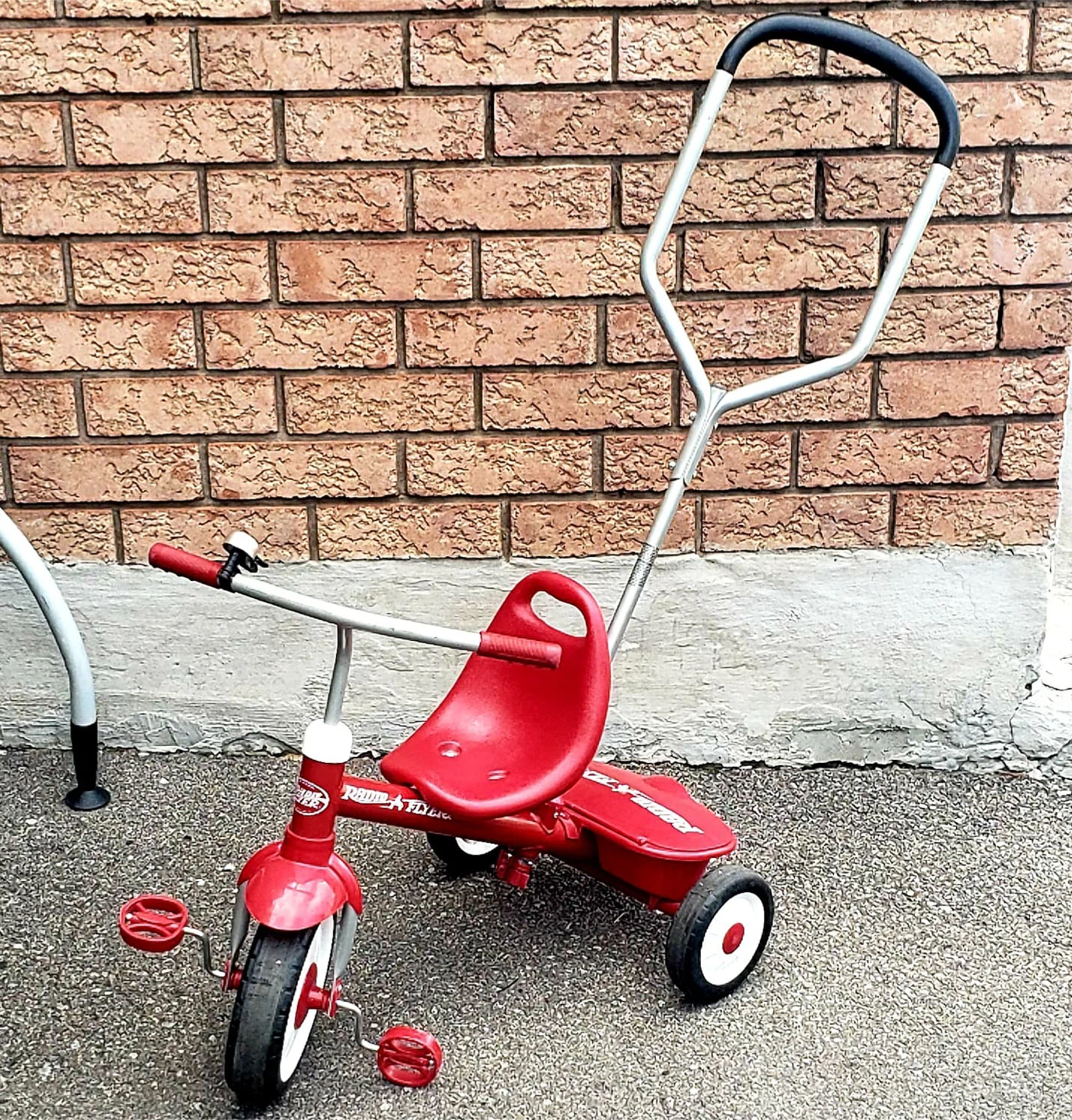 Radio Flyer Tricycle with Push Handle