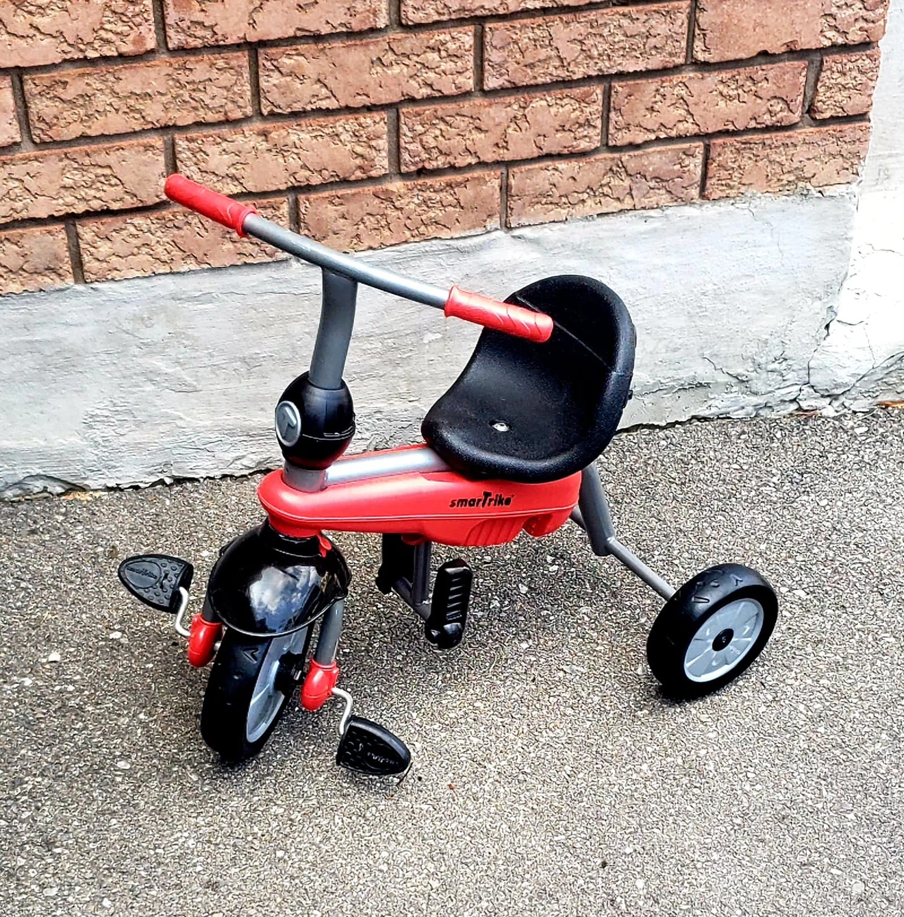Smartrike Red Tricycle
