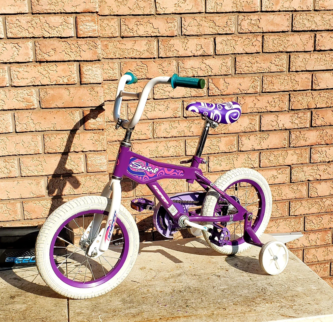 Girls' Purple Spiral Bike