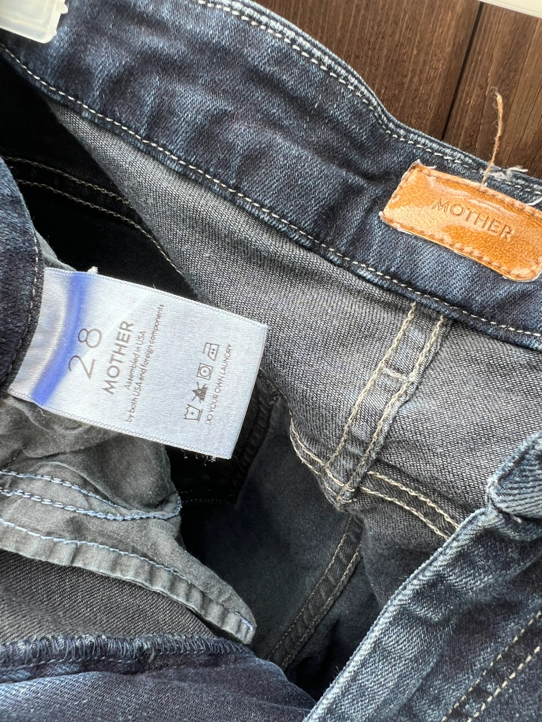 MOTHER High Waisted Looker Jeans Size 28 - photo 3