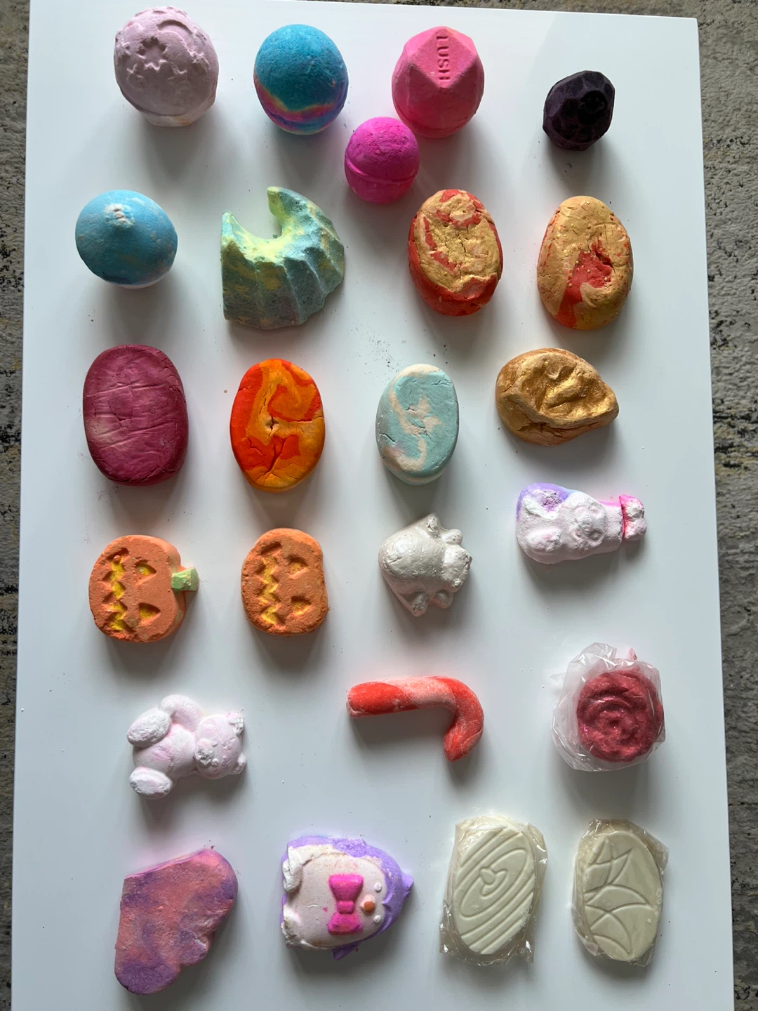 LUSH Bath Bombs/ Bubble Bars/ Massage Bars