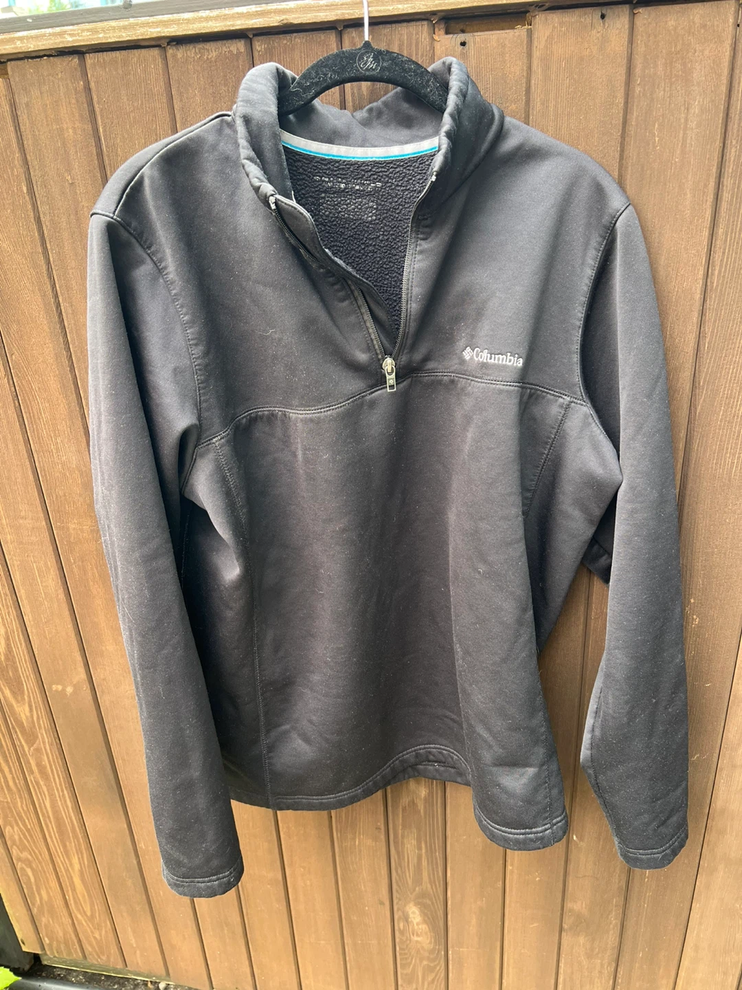Columbia Black 1/4 Zip Pullover