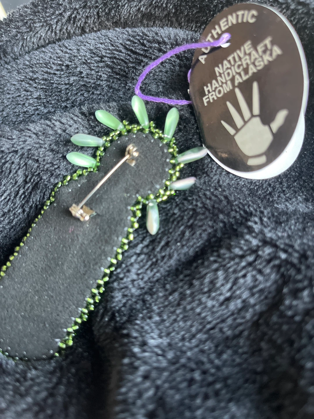NATIVE ALASKAN Handicraft Pin - photo 2