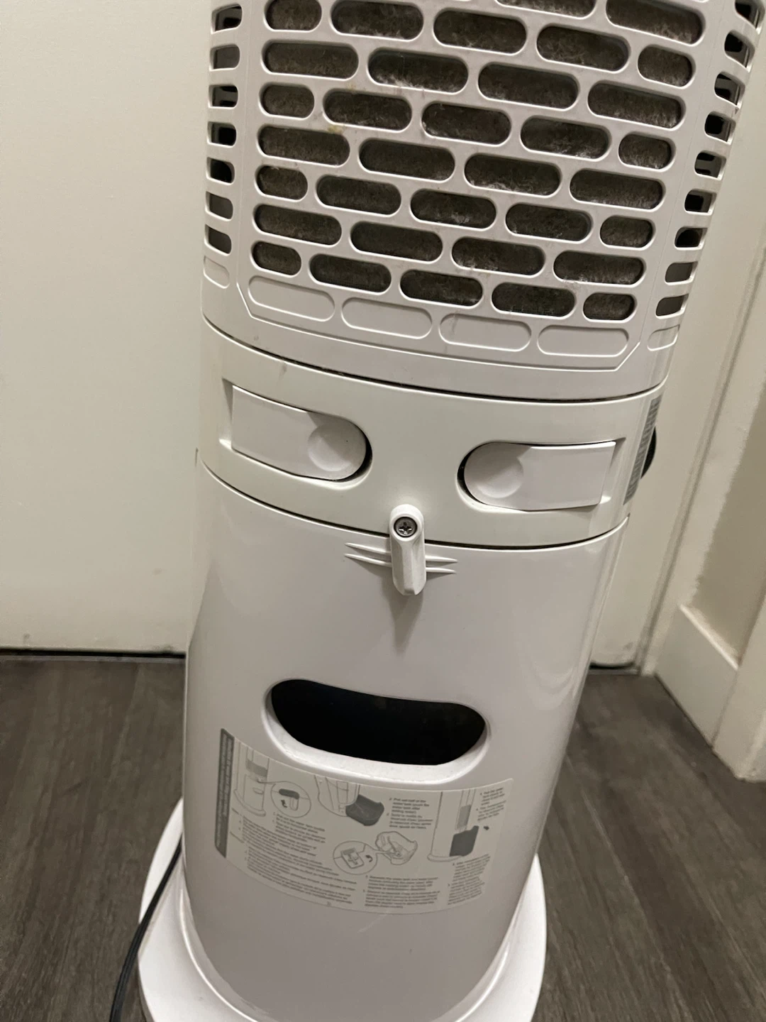 White Tower Fan with Humidifier - photo 4