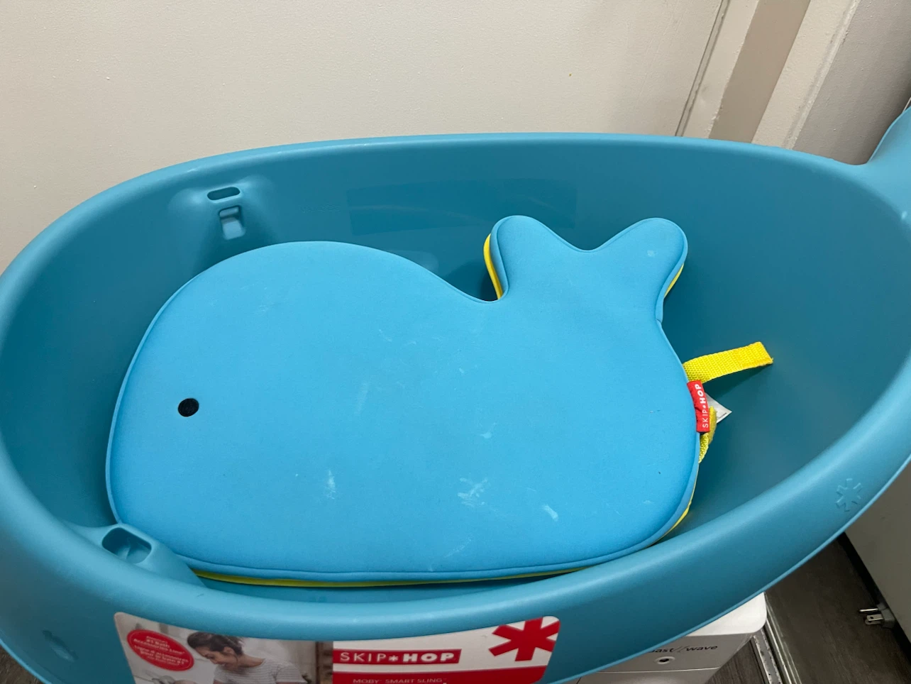 Skip Hop Moby Smart Sling 3-Stage Bath Tub - photo 2