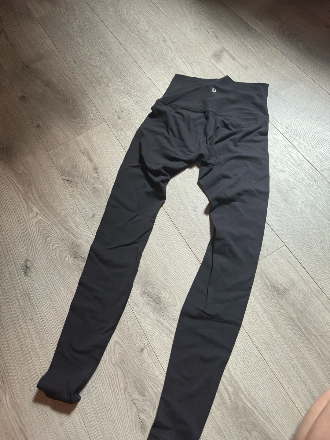 Lululemon black leggings - photo 2