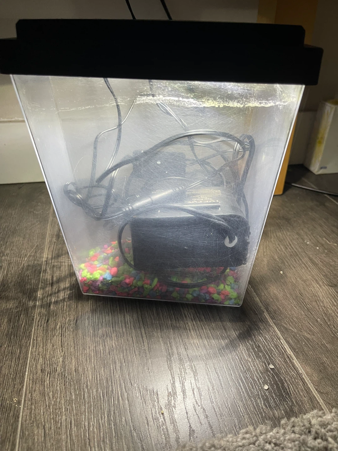 Small Aquarium with Filter and Gravel - photo 2